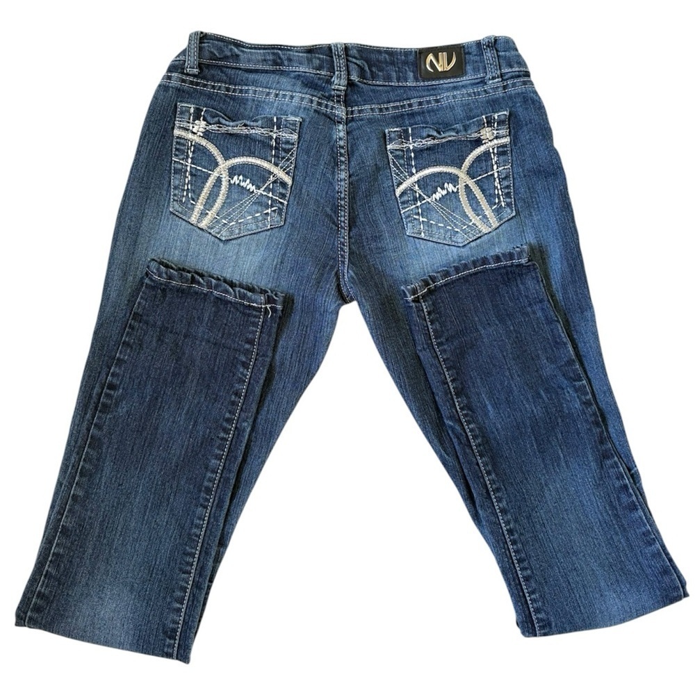 NV Woman’s Size 9 Dark Wash Denim Low-Rise Jeans with Embroidered Pockets